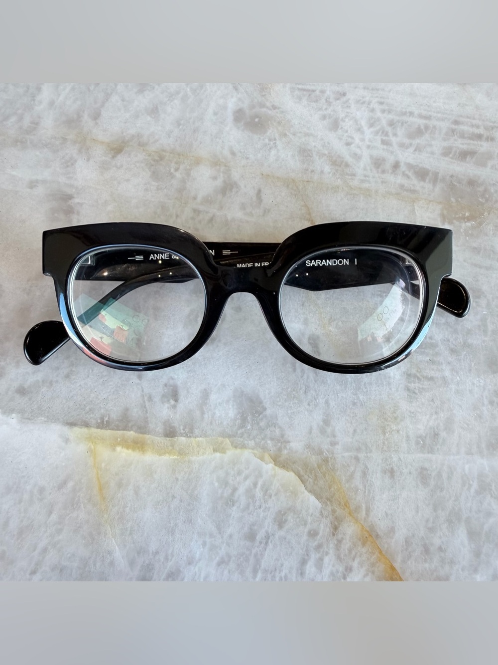 Anne et Valentin Sarandon Black glasses